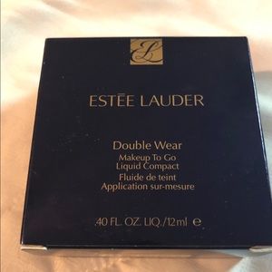 Estée Lauder Double Wear Liquid Compact- FRESCO